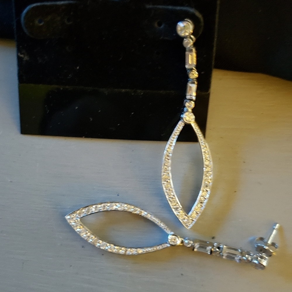 Sterling silver earrings hp🔥🔥🔥